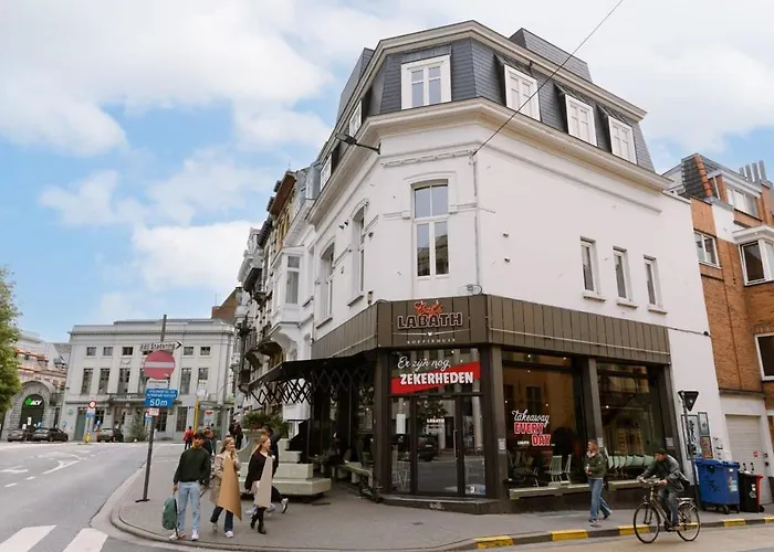 Huswell - The Jungle\' Studio In The Heart Of Ghent
